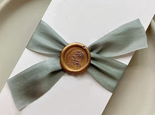 Load image into Gallery viewer, Personalized Bridesmaid Tumbler Gift| Personalized Gift for Her| Gift Box for Her