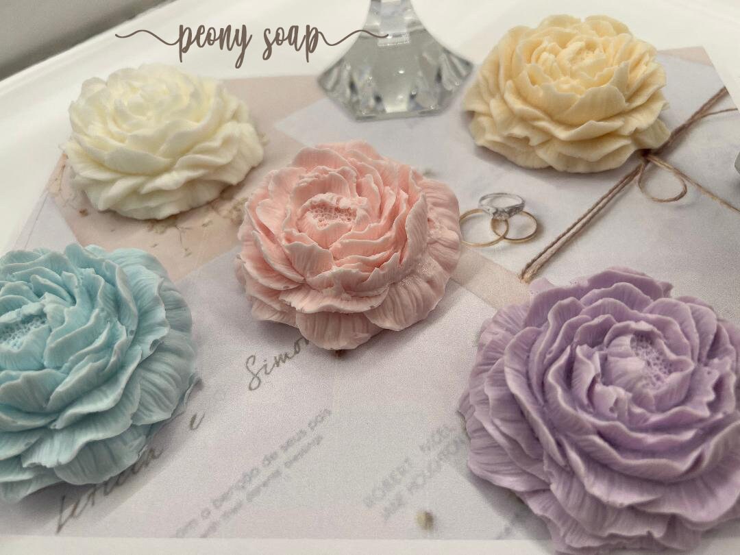 Peony Candle, Flower Candle, Handmade soy Candle, Birthday Gifts for her, Send A Gift, Best Friend Birthday, Sister Gift, handmade gift