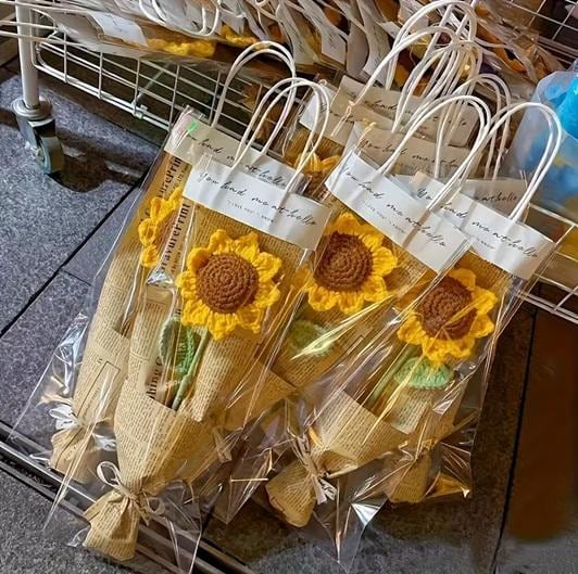 Luxury Crochet Sunflower Gift Bag | Handmade Forever Flower Bouquet | Sunflower Gift for Her